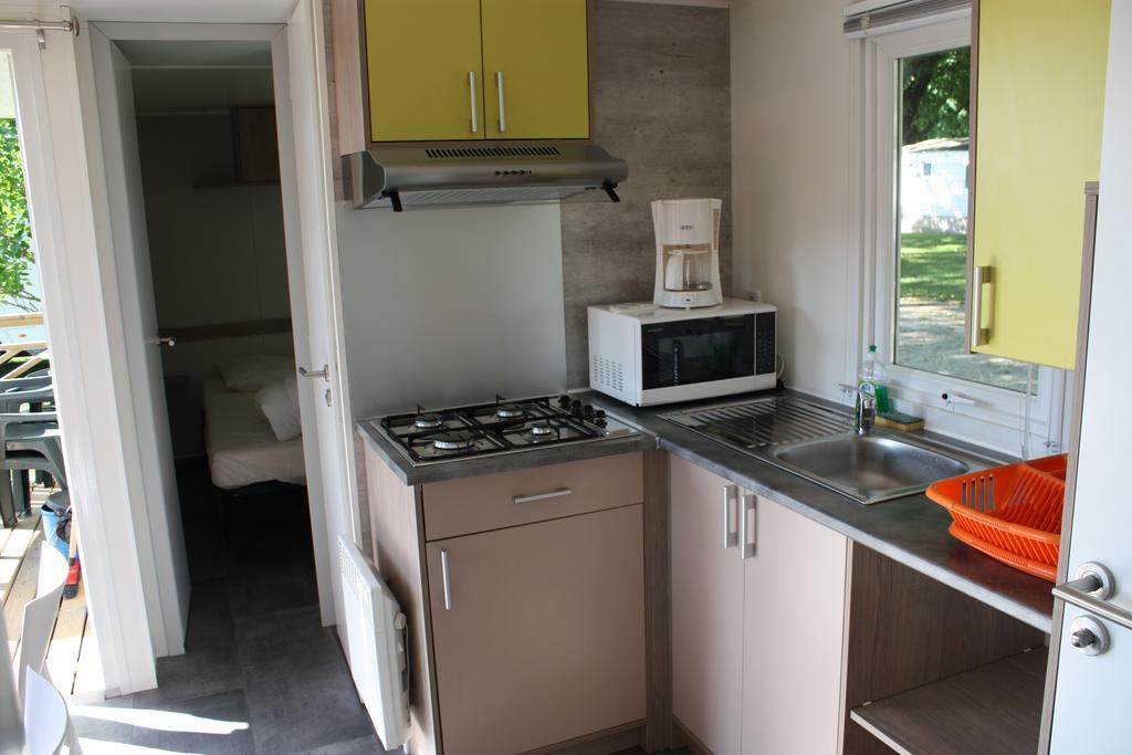 Camping Le Rhone Tournon-sur-Rhone Δωμάτιο φωτογραφία